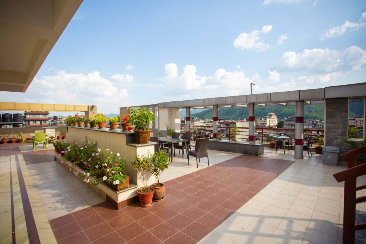 פוקהרה Hotel Lake Paradise מראה חיצוני תמונה